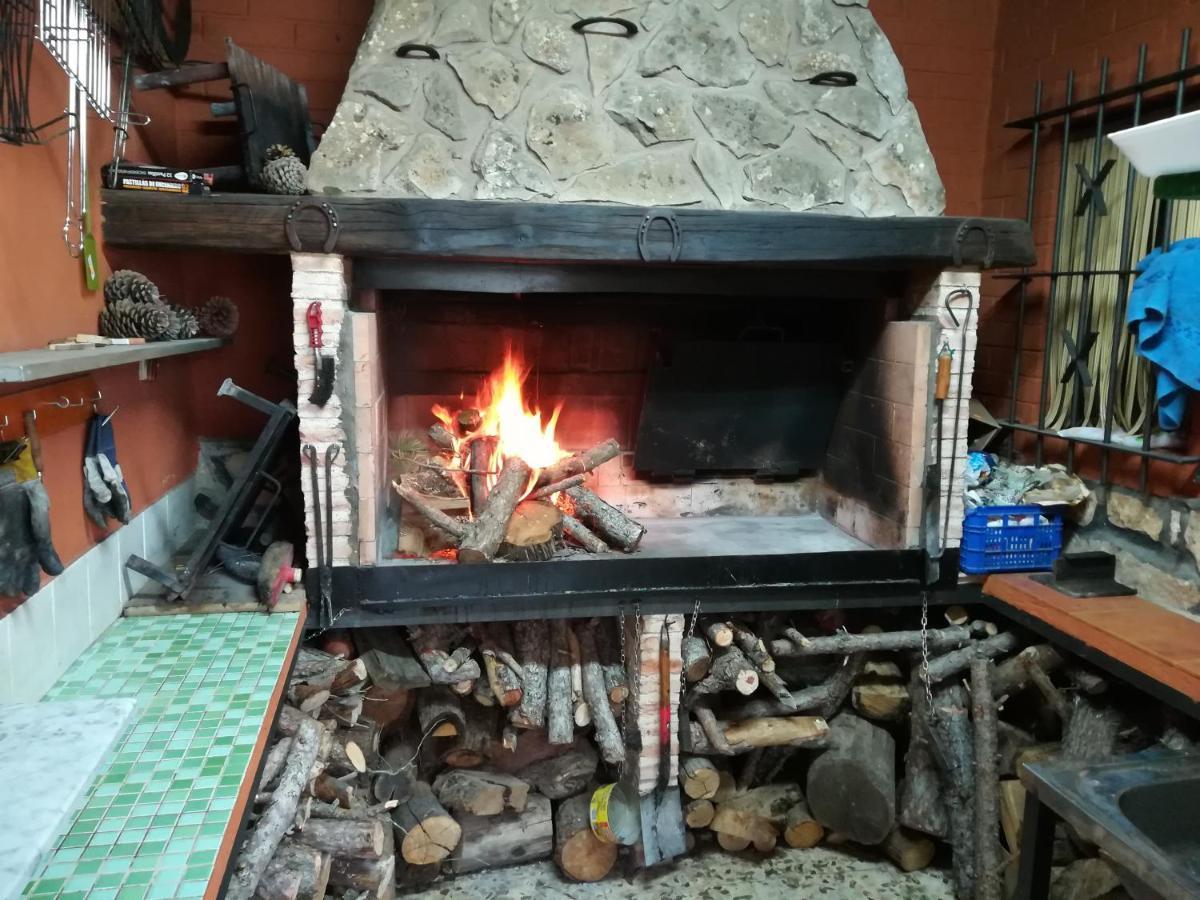 Gasthaus Fuente Del Gamellon Buenache de la Sierra Exterior foto