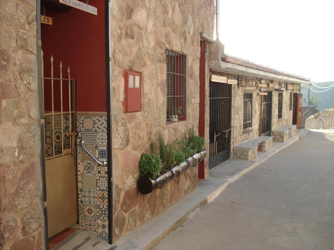 Gasthaus Fuente Del Gamellon Buenache de la Sierra Exterior foto