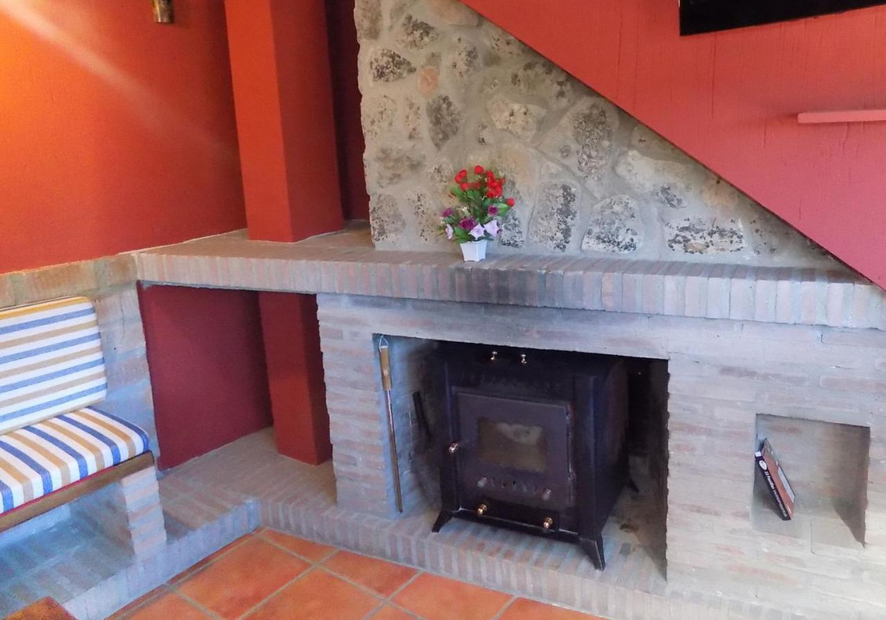 Gasthaus Fuente Del Gamellon Buenache de la Sierra Exterior foto